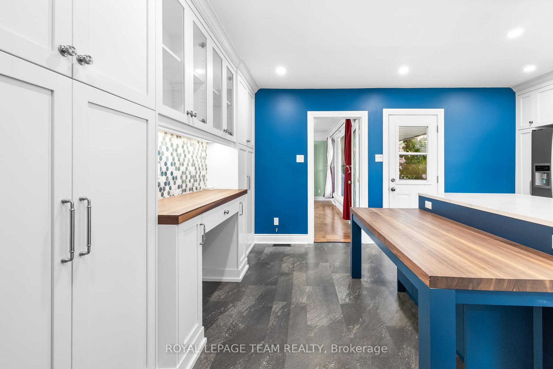 Photo 20 of 447 Simpson Road, Ottawa, Alta Vista/Faircrest Heights — HOMEH