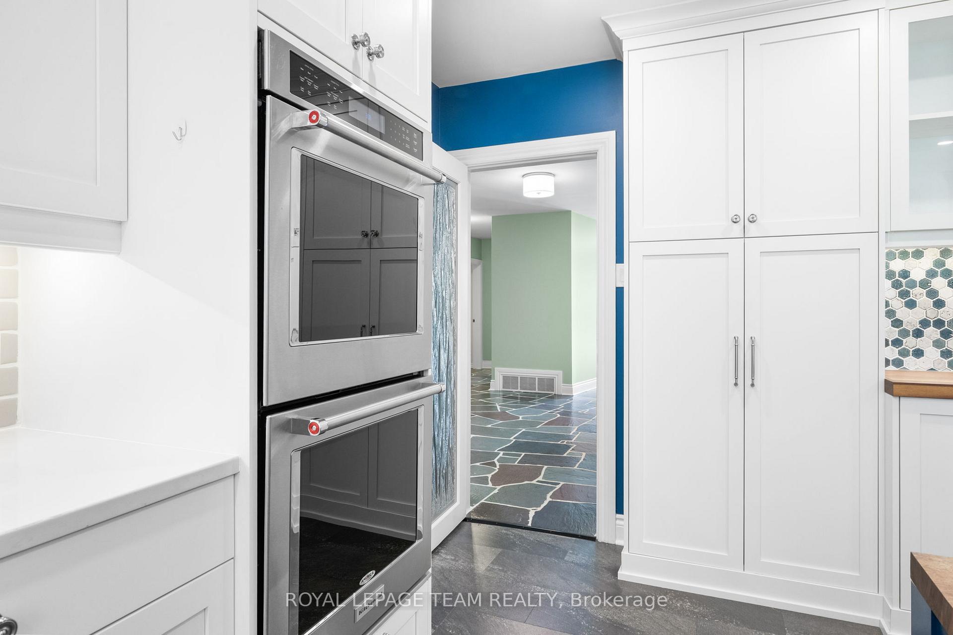 Photo 23 of 447 Simpson Road, Ottawa, Alta Vista/Faircrest Heights — HOMEH