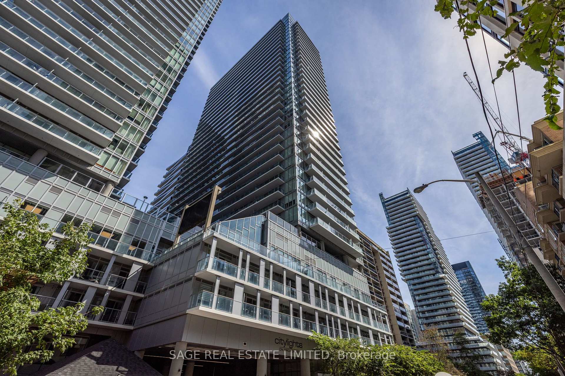 Photo 2 of Unit 3004, 195 Redpath Avenue, Toronto, Mount Pleasant West — HOMEH