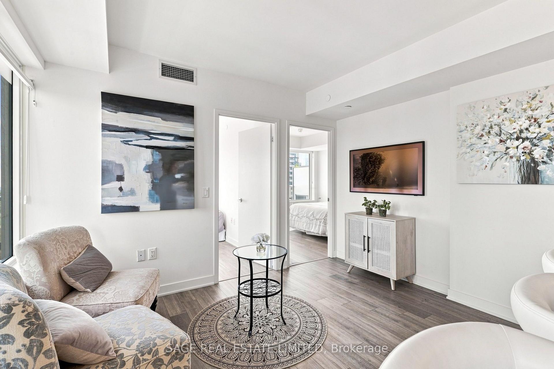 Photo 8 of Unit 3004, 195 Redpath Avenue, Toronto, Mount Pleasant West — HOMEH