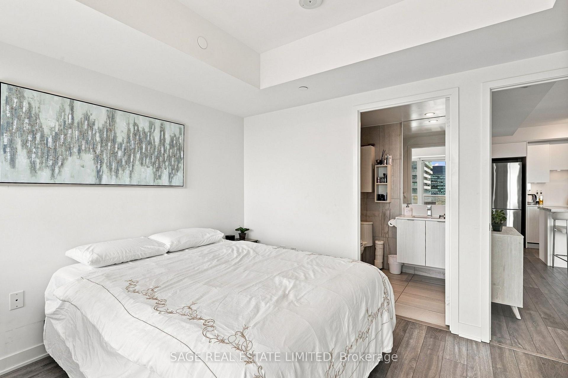 Photo 14 of Unit 3004, 195 Redpath Avenue, Toronto, Mount Pleasant West — HOMEH