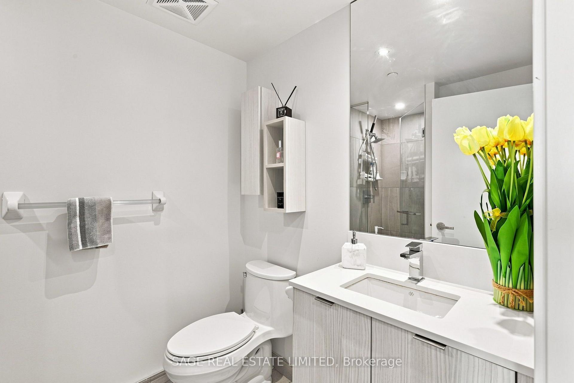Photo 18 of Unit 3004, 195 Redpath Avenue, Toronto, Mount Pleasant West — HOMEH