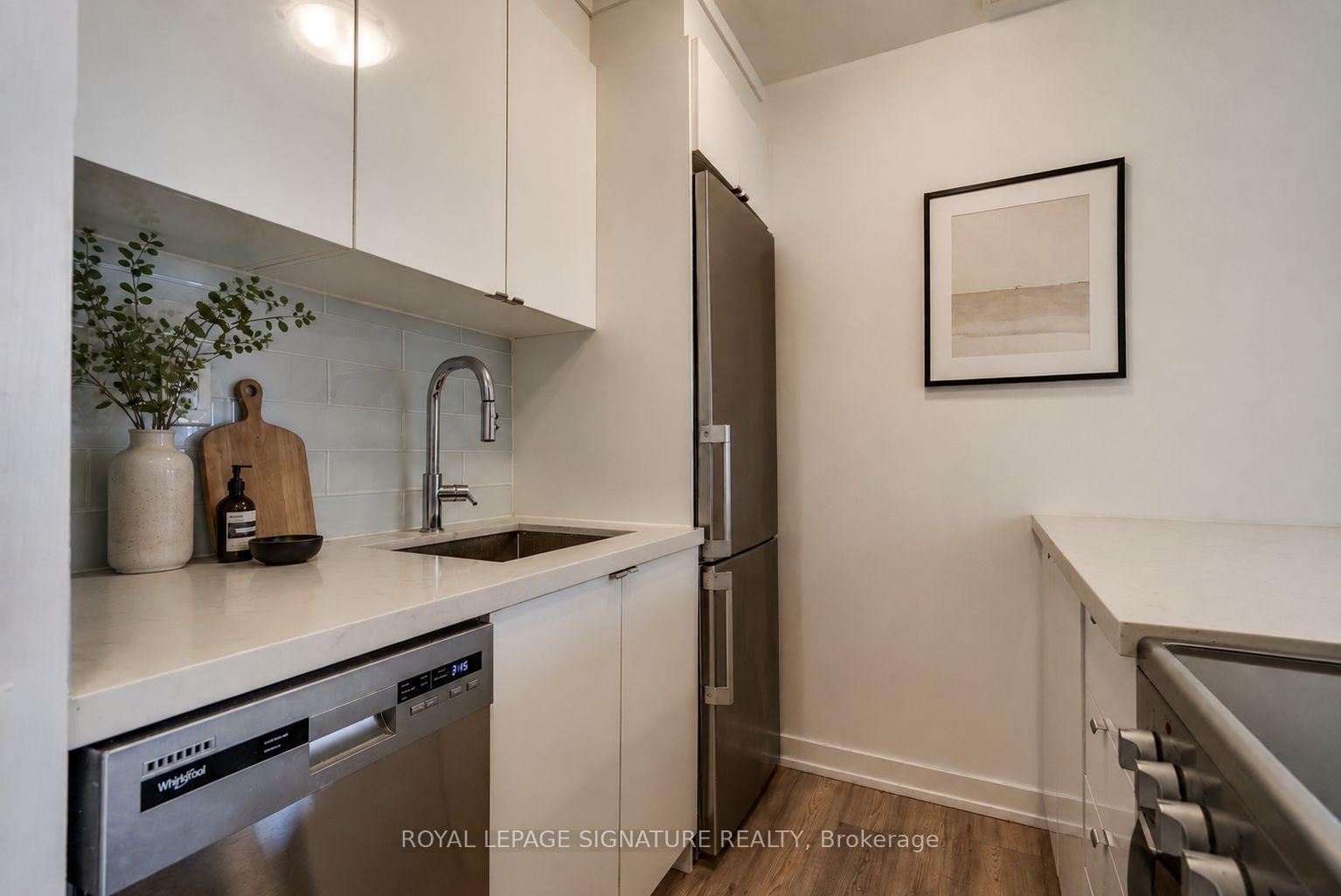 Photo 3 of Unit 303, 15 Gamble Avenue, Toronto, East York — HOMEH