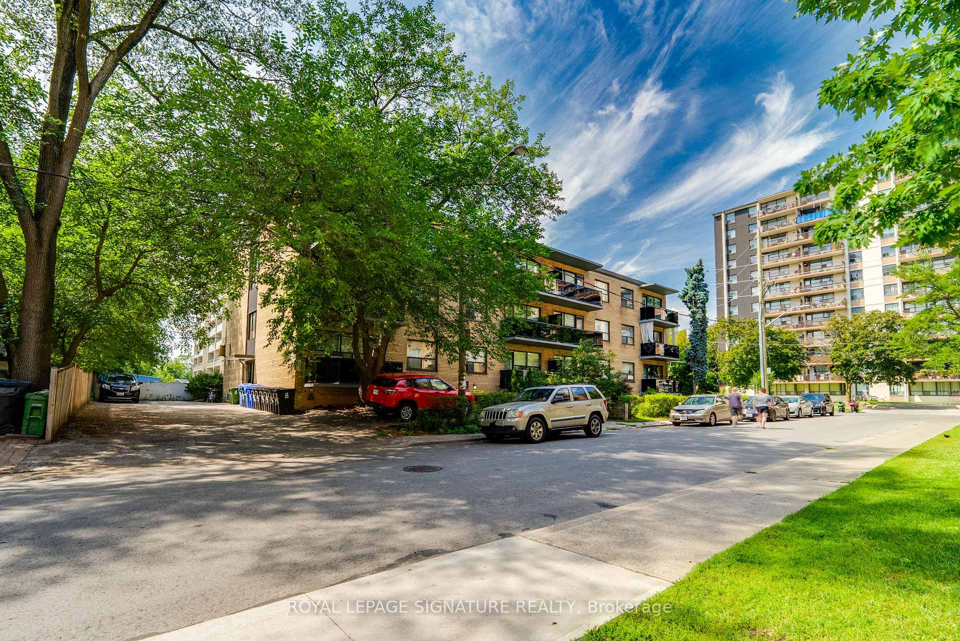 Photo 9 of Unit 303, 15 Gamble Avenue, Toronto, East York — HOMEH