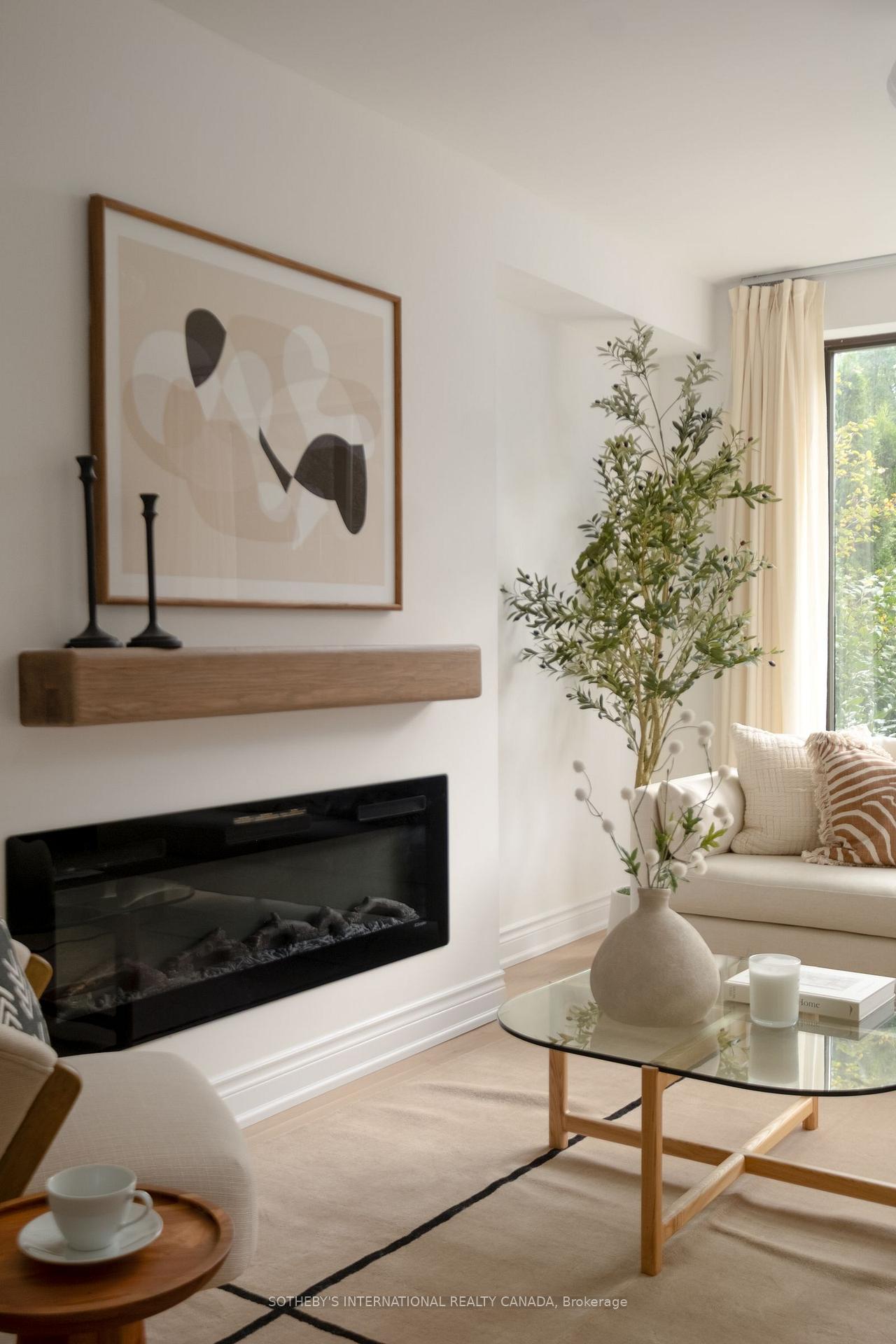 Photo 4 of 14 Tilson Road, Toronto, Mount Pleasant East — HOMEH