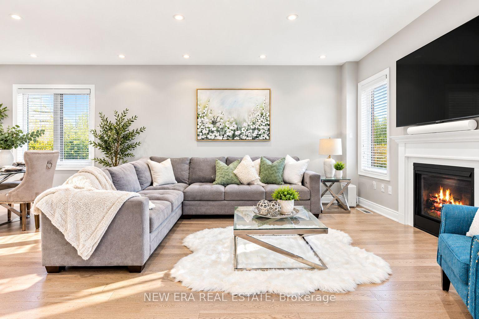Photo 6 of 124 Walker Boulevard, New Tecumseth, Alliston — HOMEH
