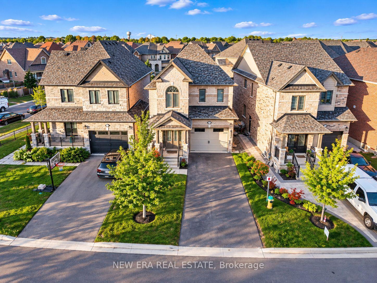 Photo 26 of 124 Walker Boulevard, New Tecumseth, Alliston — HOMEH