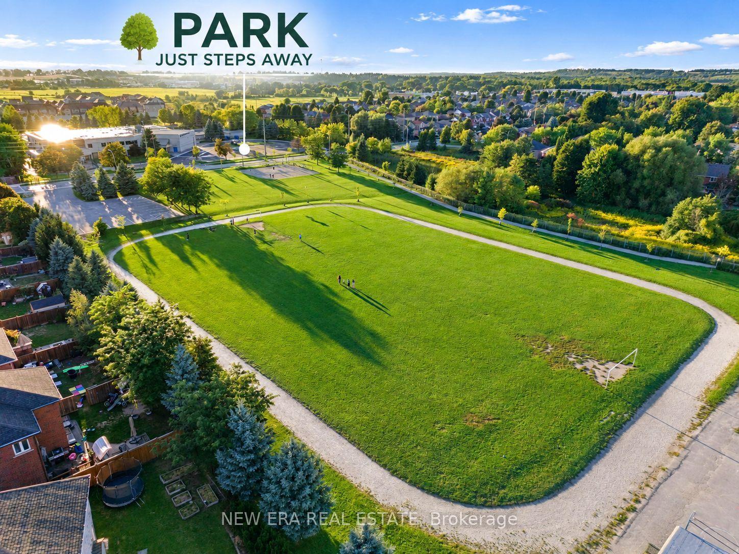 Photo 28 of 124 Walker Boulevard, New Tecumseth, Alliston — HOMEH