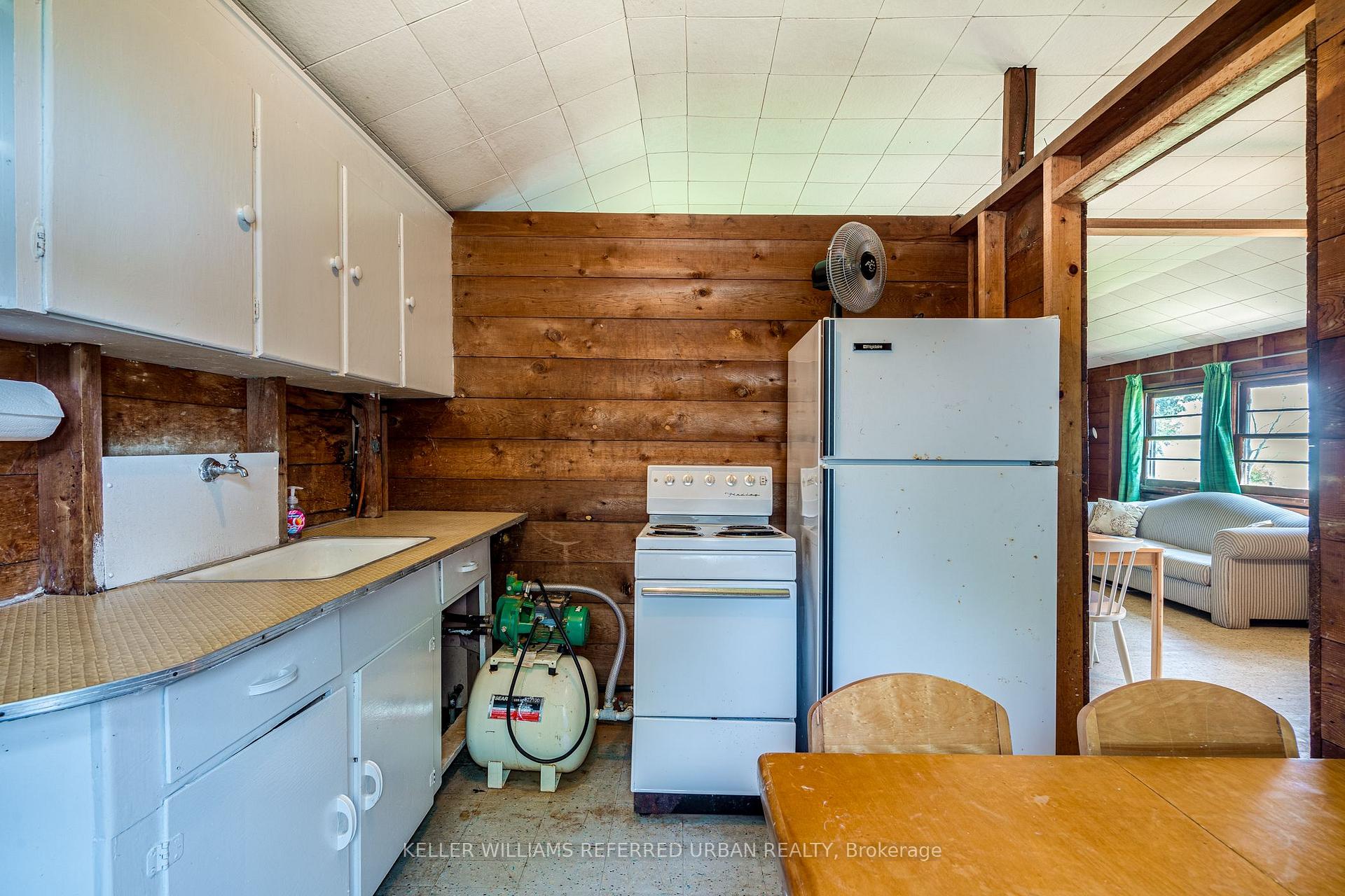 Photo 21 of 845 Lakeshore Road, Haldimand — HOMEH