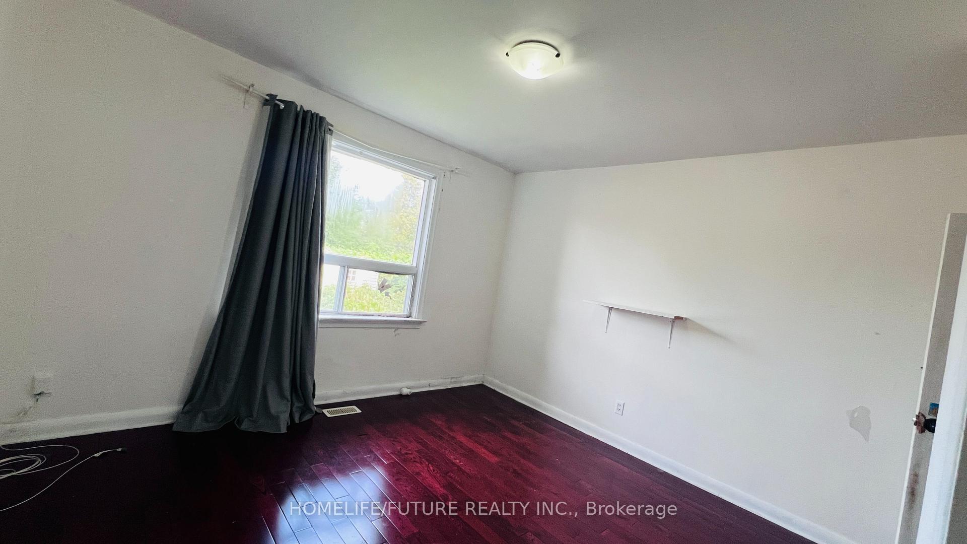 Photo 4 of Unit Main, 7 Perivale Crescent, Scarborough, Bendale — HOMEH