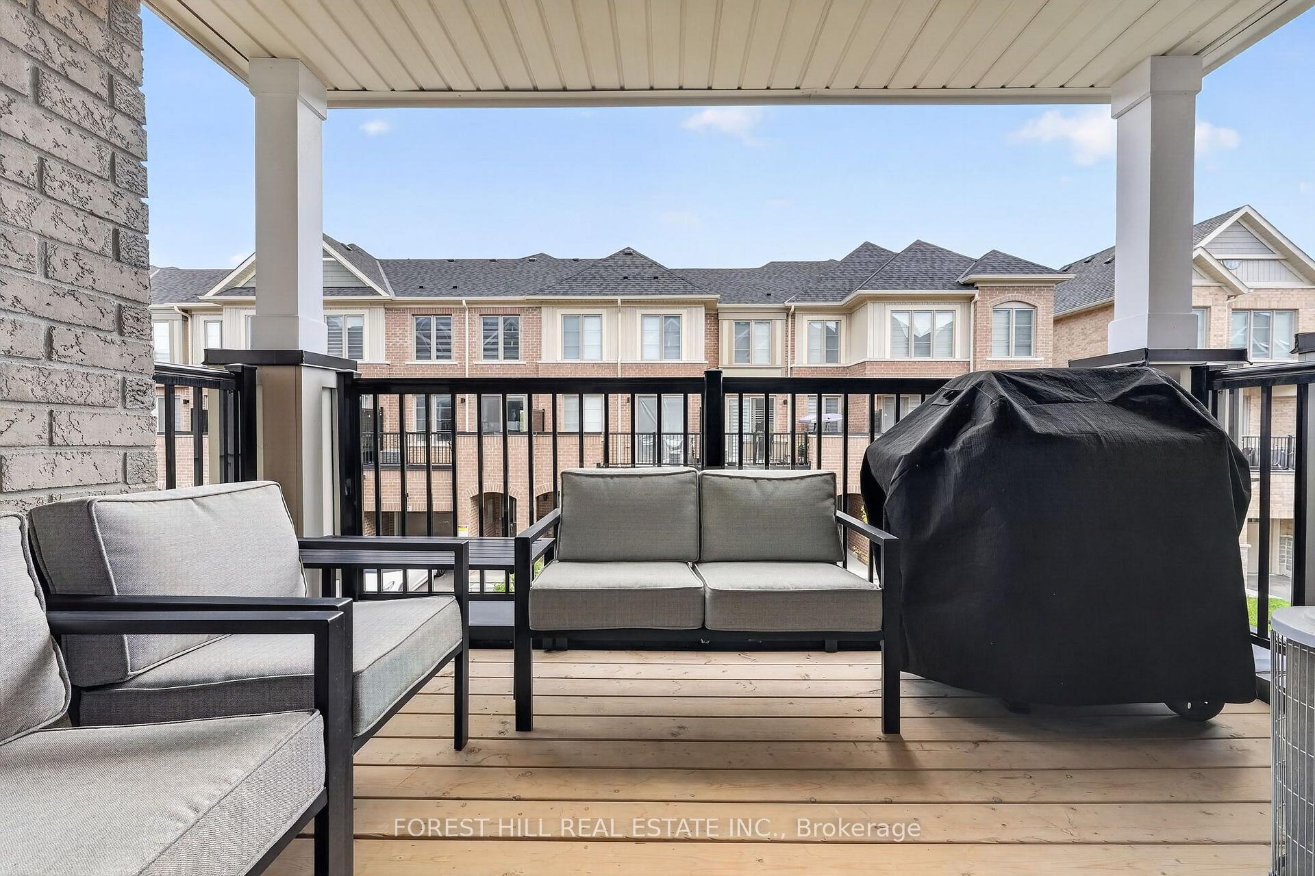 Photo 12 of 63 Waterside Way, Whitby, Port Whitby — HOMEH