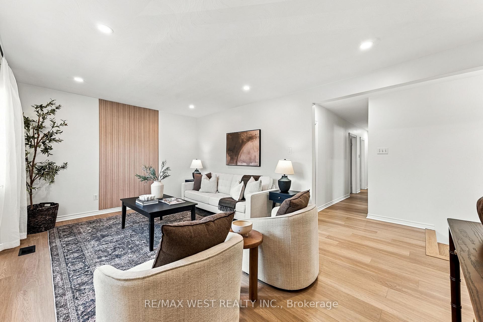 Photo 9 of 1271 Franklin Drive, Peterborough, Northcrest Ward 5 — HOMEH