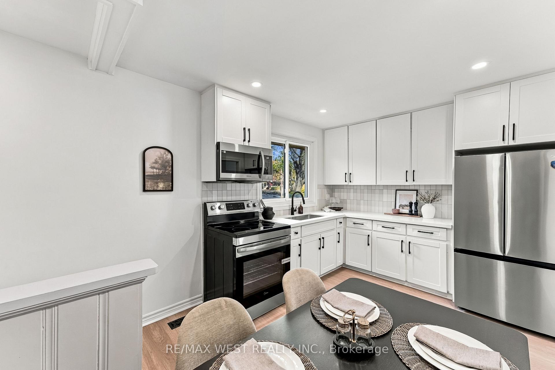 Photo 14 of 1271 Franklin Drive, Peterborough, Northcrest Ward 5 — HOMEH