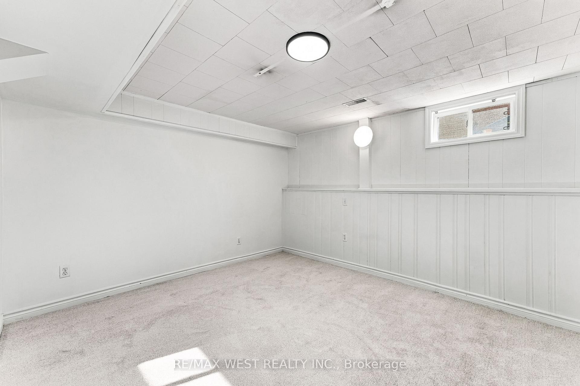 Photo 24 of 1271 Franklin Drive, Peterborough, Northcrest Ward 5 — HOMEH