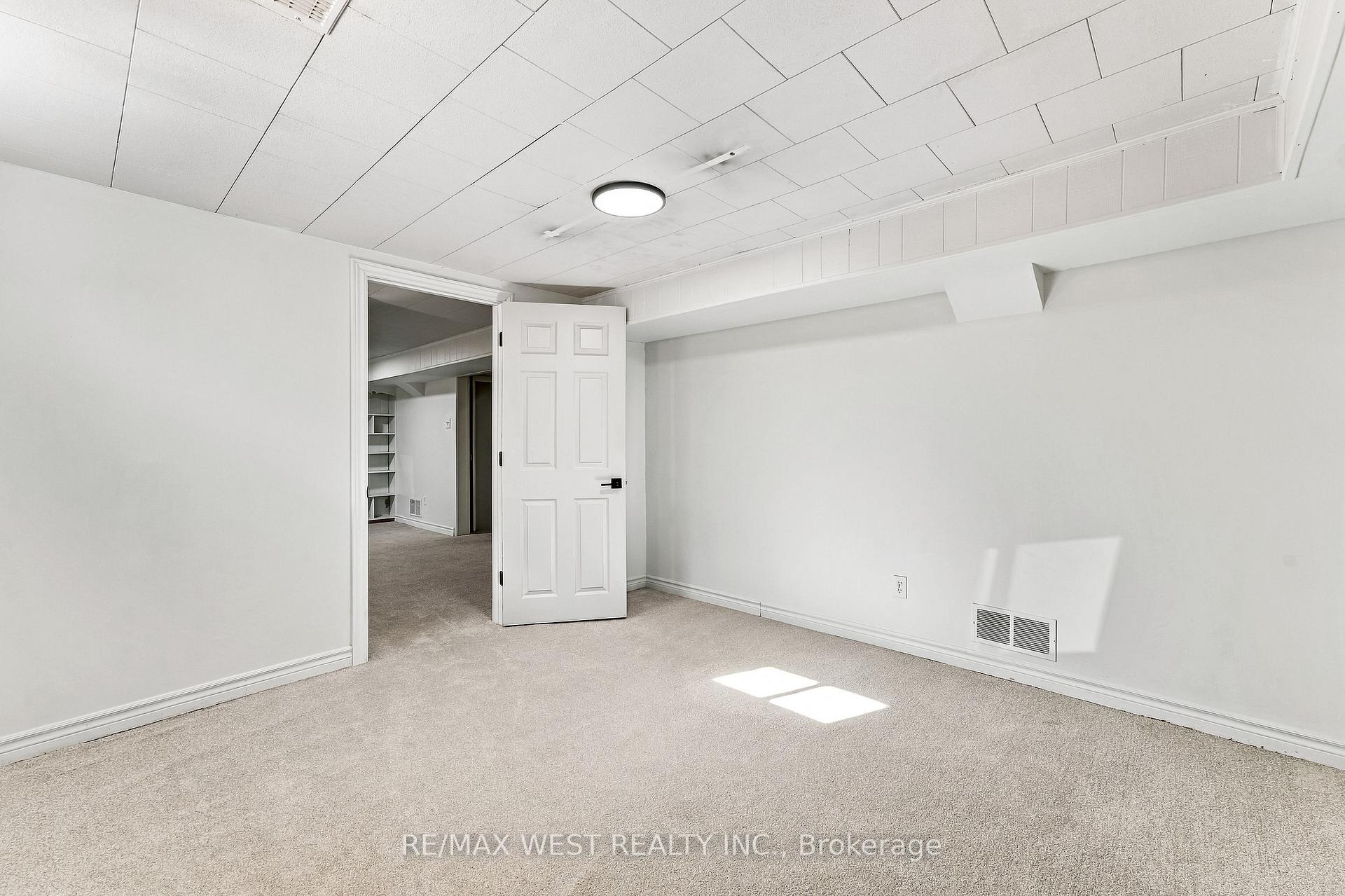 Photo 26 of 1271 Franklin Drive, Peterborough, Northcrest Ward 5 — HOMEH