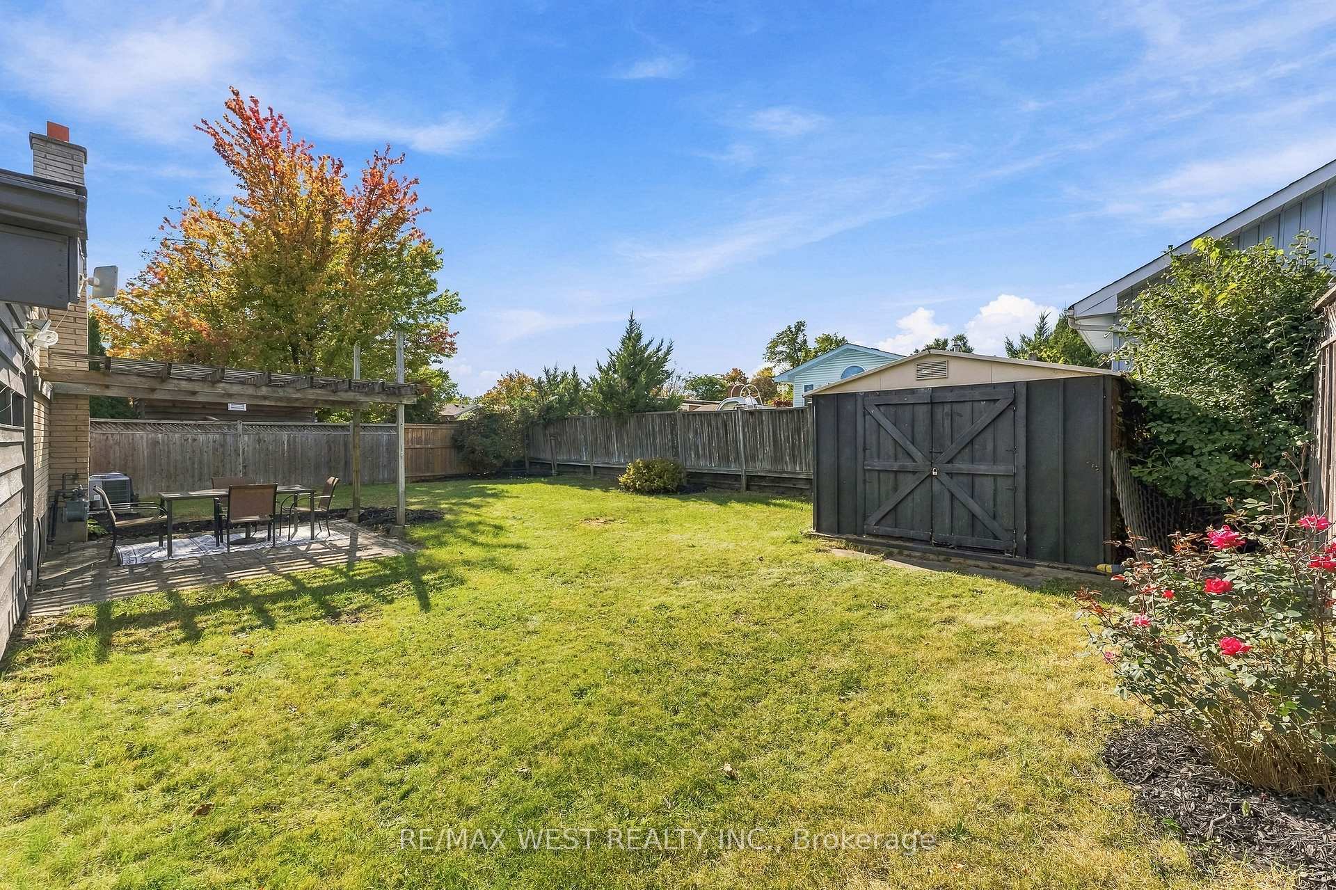 Photo 32 of 1271 Franklin Drive, Peterborough, Northcrest Ward 5 — HOMEH