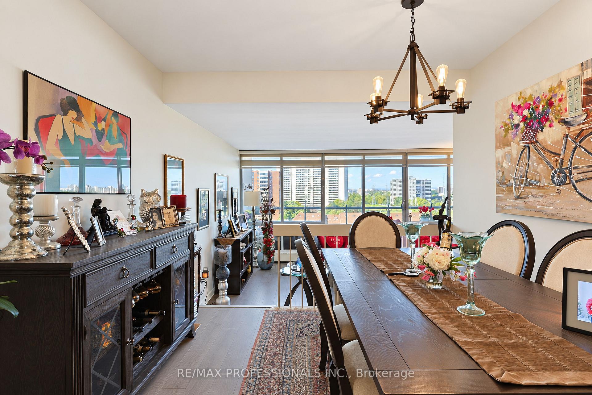 Photo 9 of Unit 701, 31 Four Winds Drive, North York, York University Heights — HOMEH