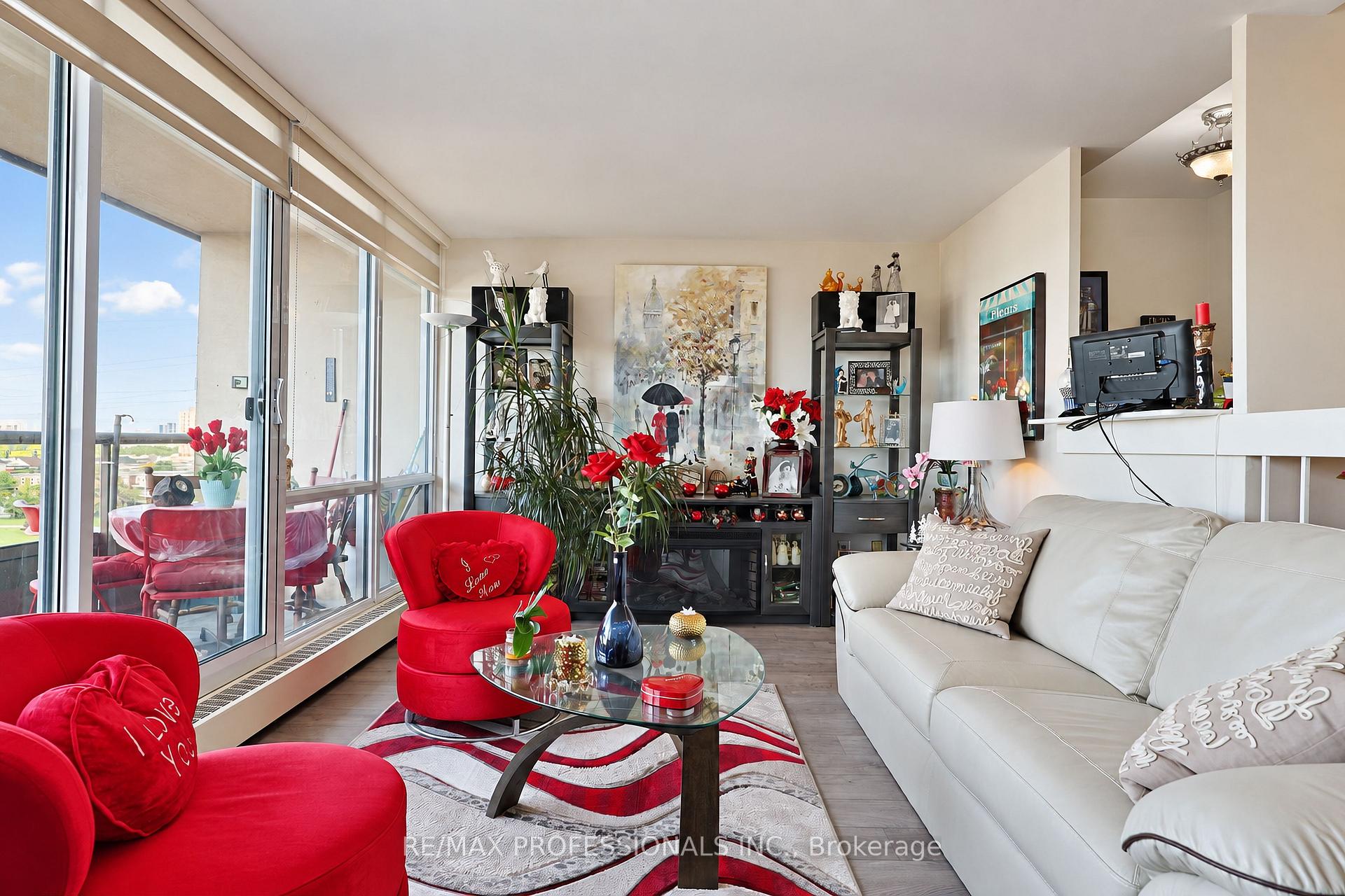 Photo 22 of Unit 701, 31 Four Winds Drive, North York, York University Heights — HOMEH
