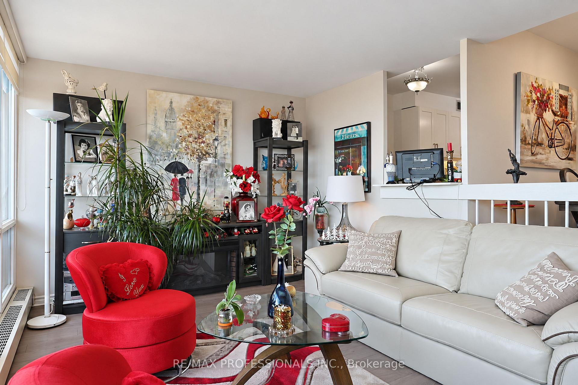 Photo 24 of Unit 701, 31 Four Winds Drive, North York, York University Heights — HOMEH