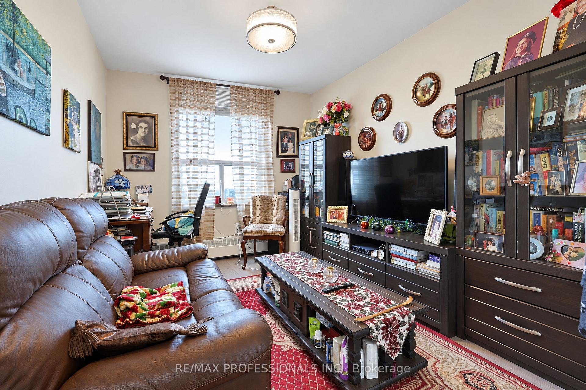 Photo 37 of Unit 701, 31 Four Winds Drive, North York, York University Heights — HOMEH