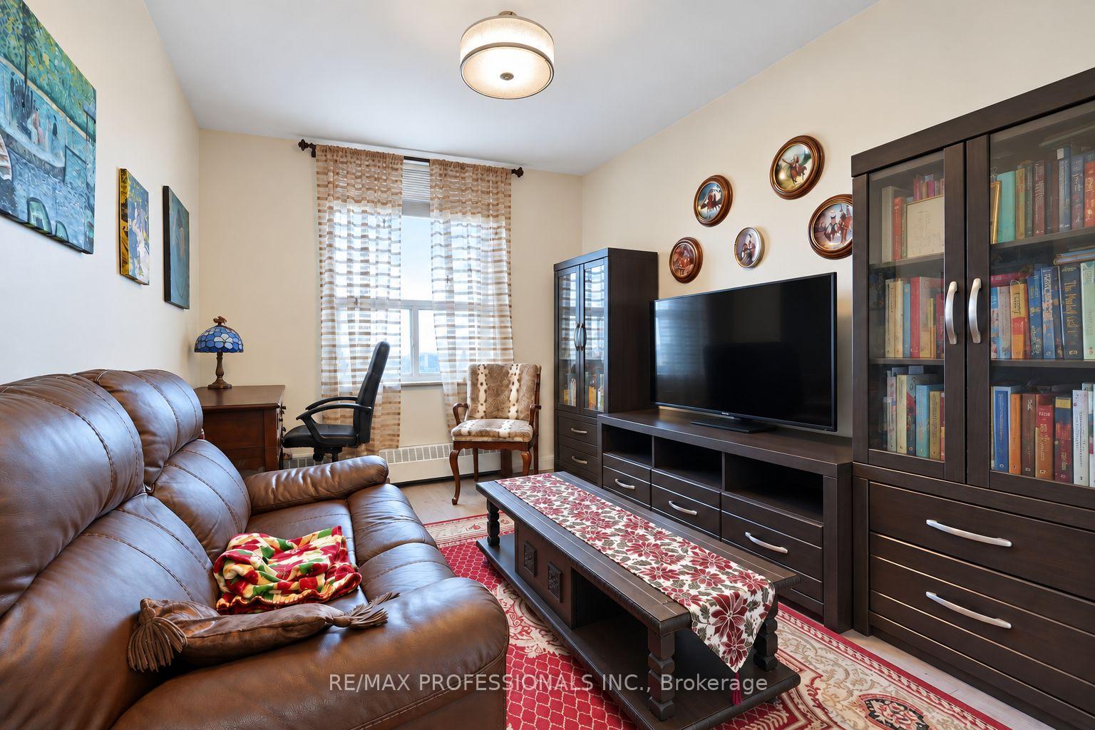 Photo 38 of Unit 701, 31 Four Winds Drive, North York, York University Heights — HOMEH