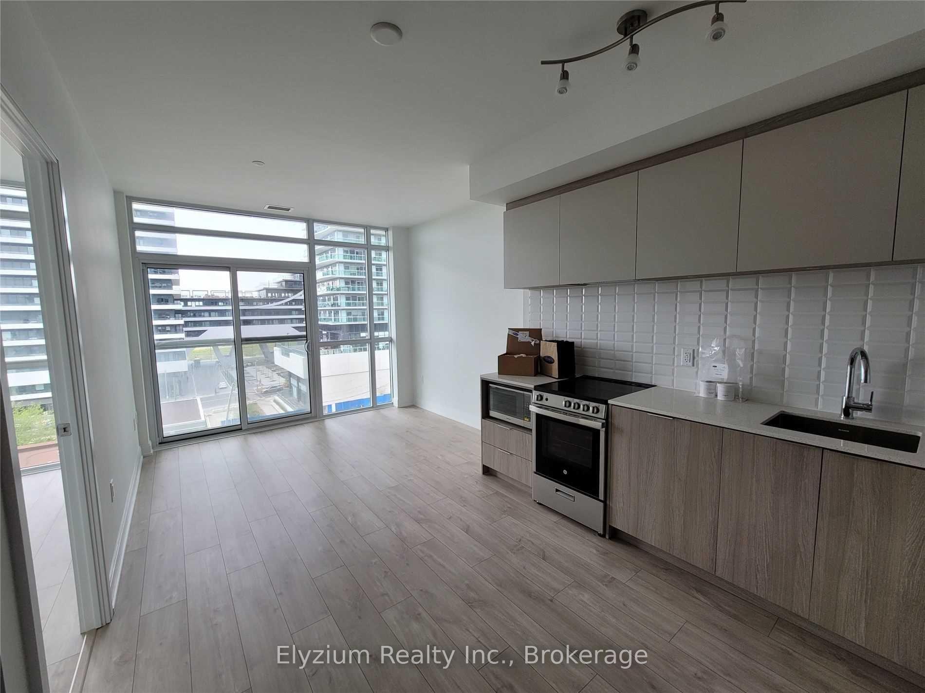 Photo 4 of Unit 502, 65 Annie Craig Drive, Etobicoke, Mimico — HOMEH