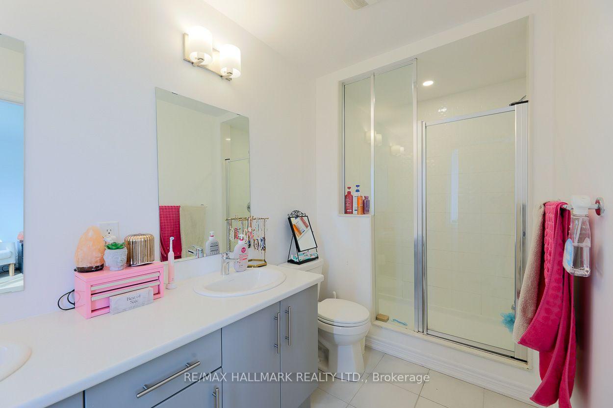 Photo 13 of 1090 Lockie Drive, Oshawa, Kedron — HOMEH