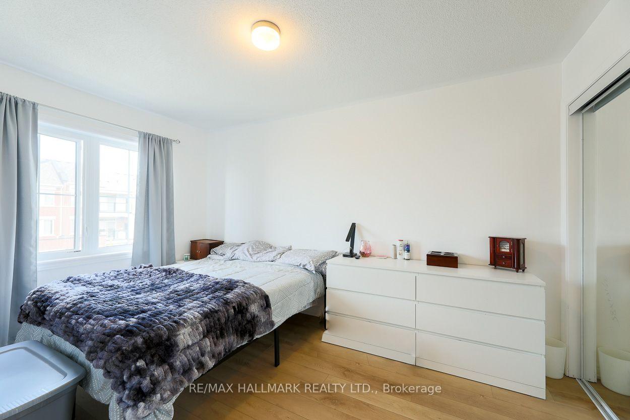 Photo 16 of 1090 Lockie Drive, Oshawa, Kedron — HOMEH