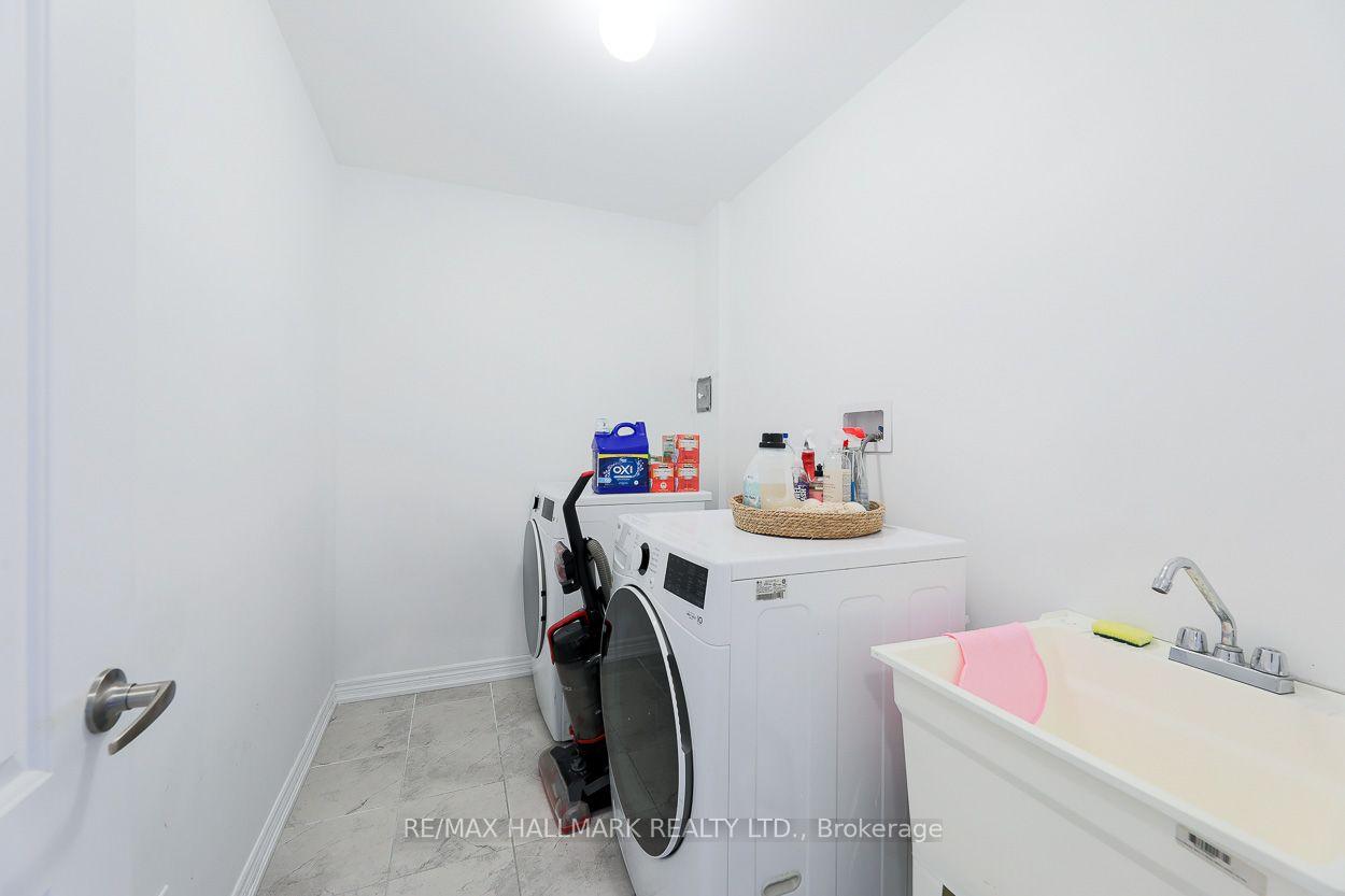 Photo 17 of 1090 Lockie Drive, Oshawa, Kedron — HOMEH