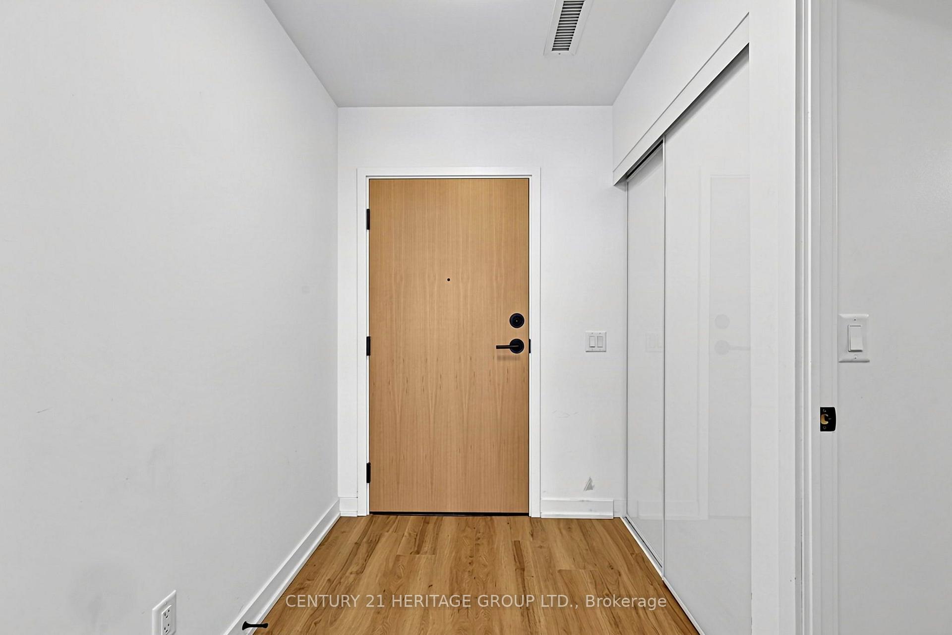 Photo 5 of Unit 304, 31 Huron Street, Collingwood — HOMEH