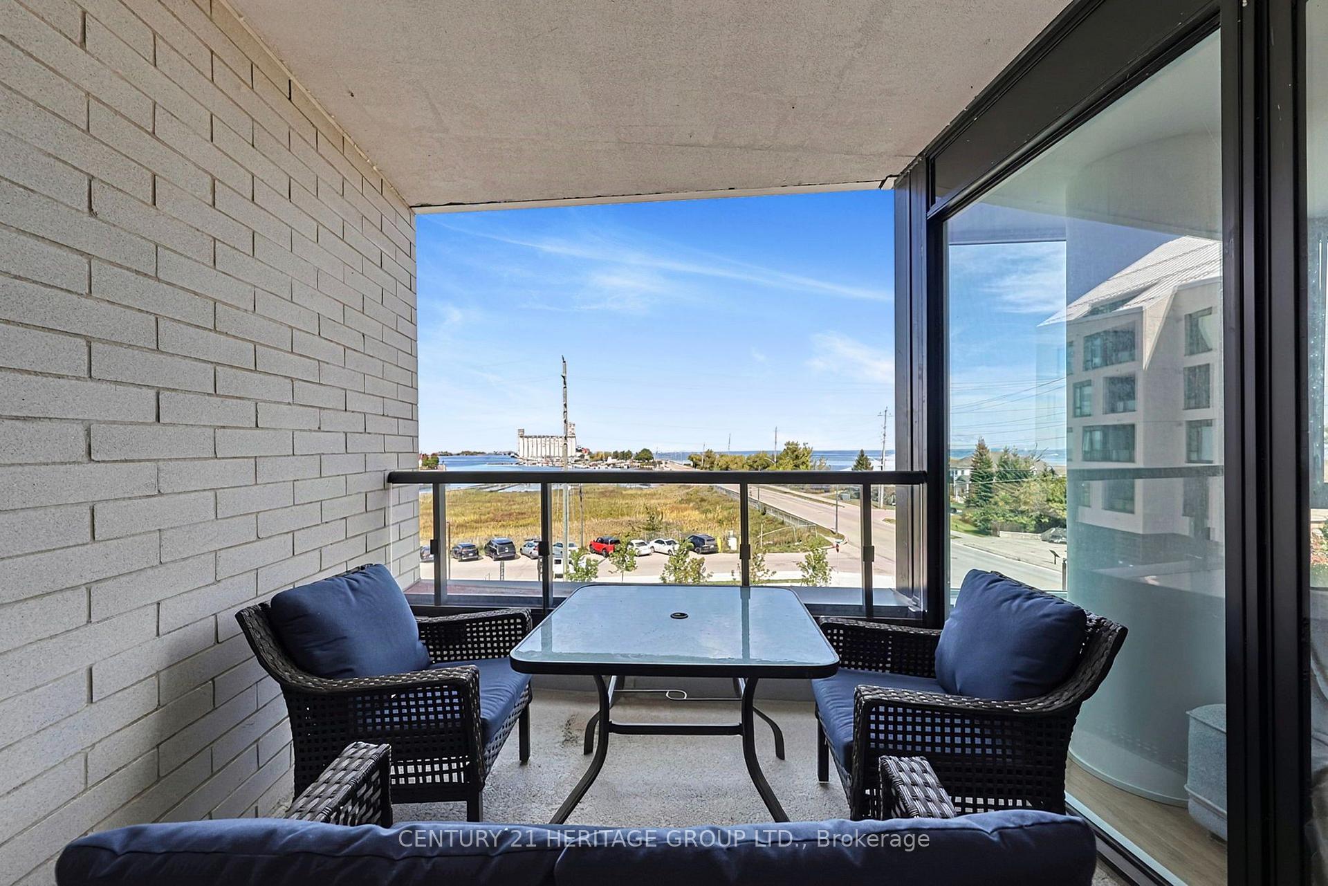Photo 18 of Unit 304, 31 Huron Street, Collingwood — HOMEH