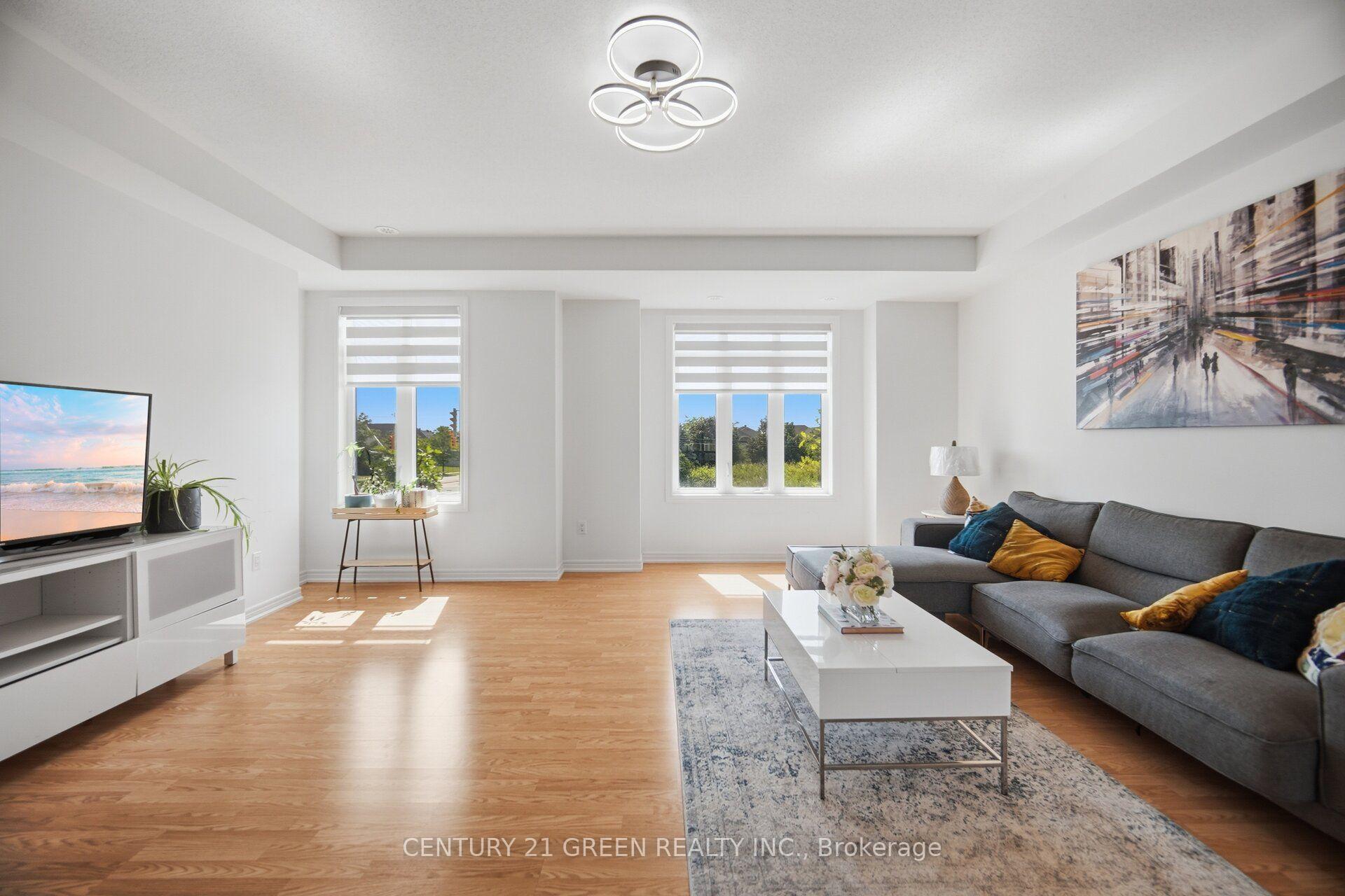 Photo 19 of 537 Dundas Street E, Oakville, Joshua Meadows — HOMEH