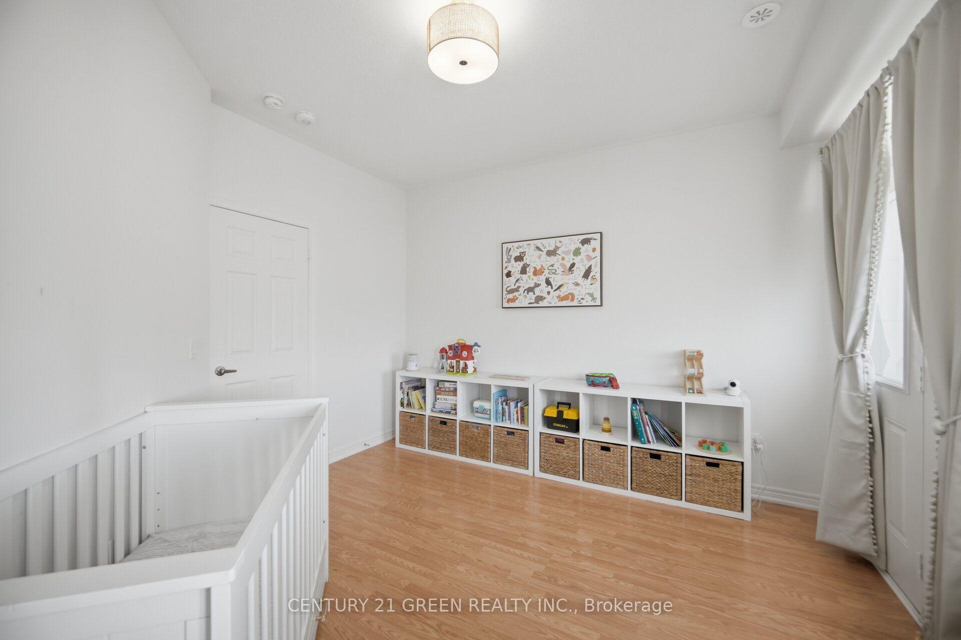 Photo 27 of 537 Dundas Street E, Oakville, Joshua Meadows — HOMEH