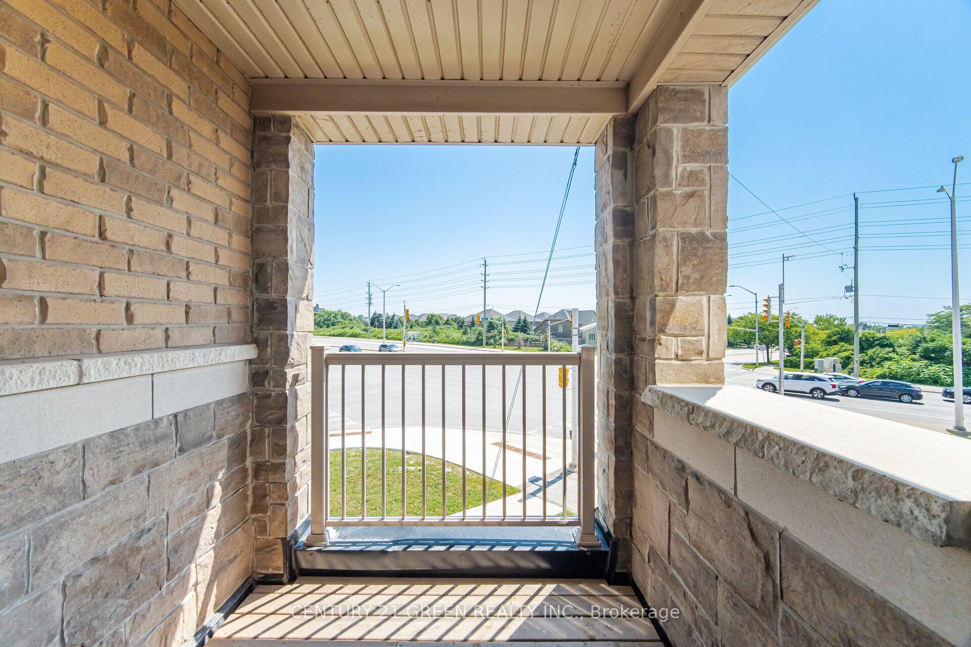 Photo 28 of 537 Dundas Street E, Oakville, Joshua Meadows — HOMEH