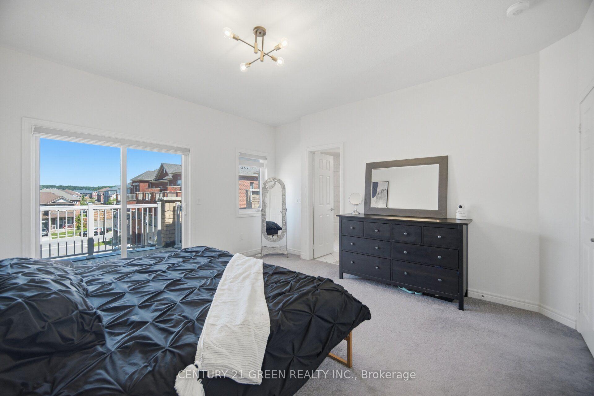 Photo 33 of 537 Dundas Street E, Oakville, Joshua Meadows — HOMEH