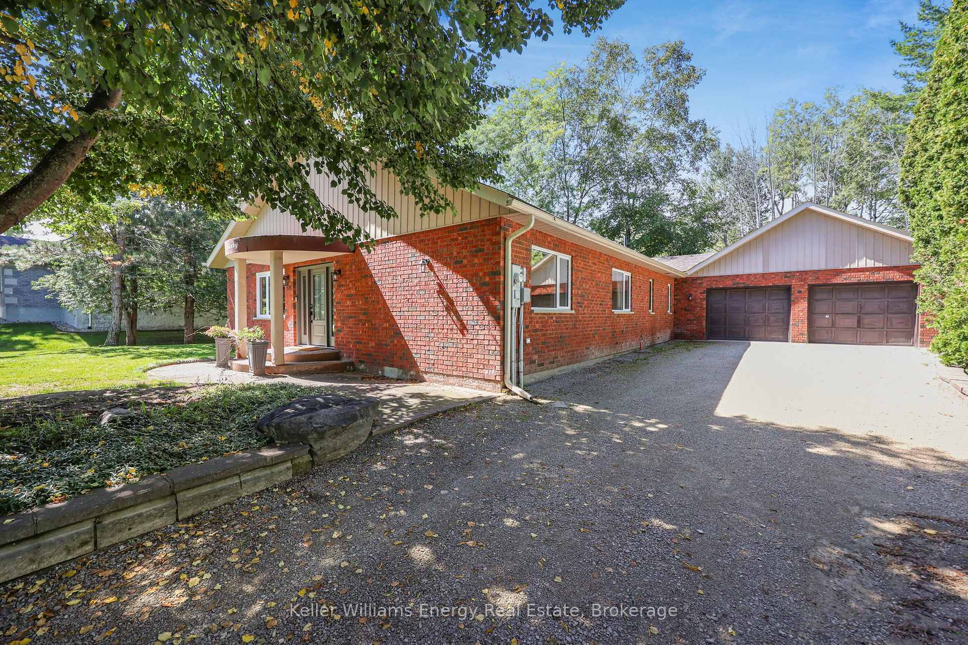 Photo 3 of 60 Bayside Avenue, Tay, Rural Tay — HOMEH