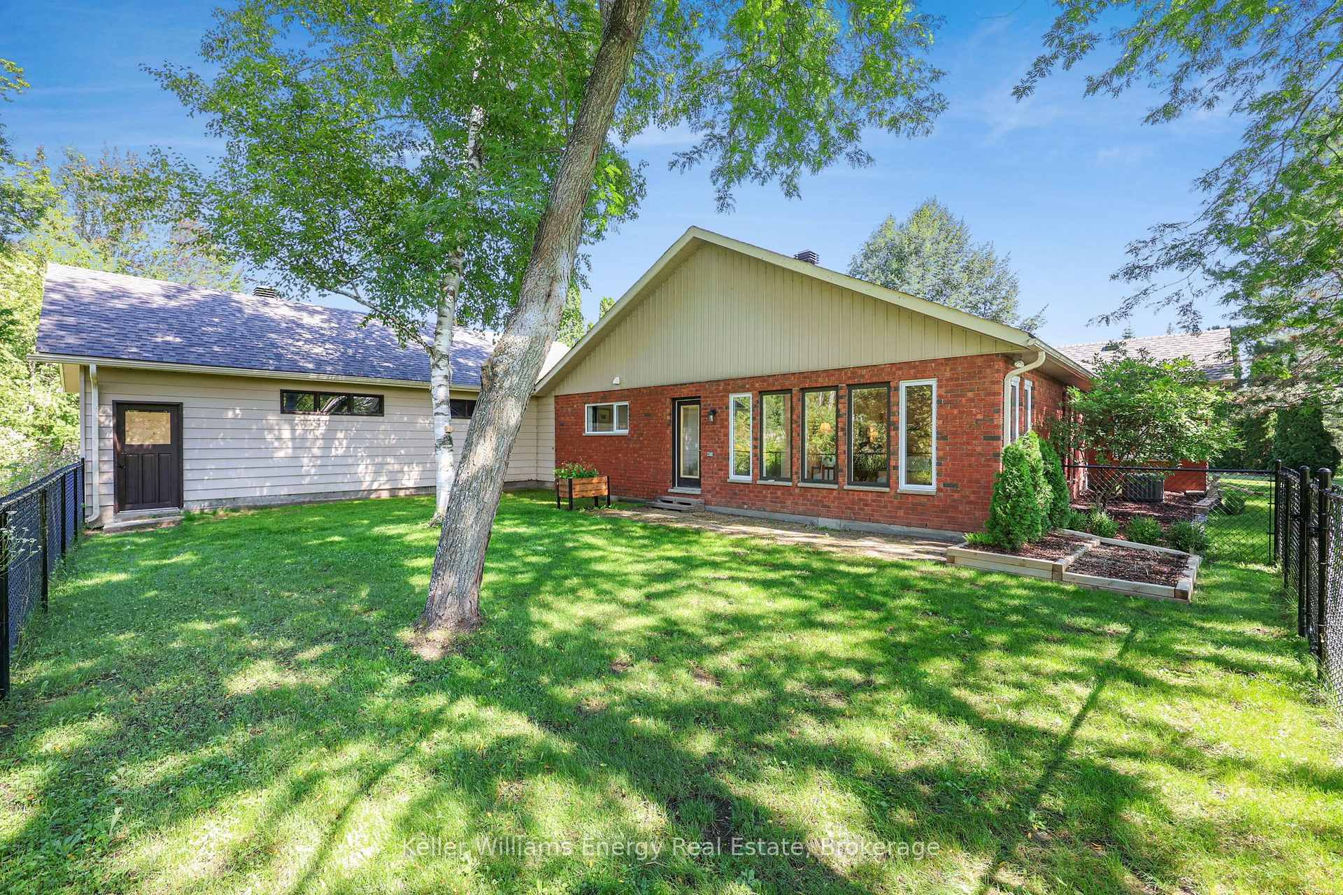 Photo 24 of 60 Bayside Avenue, Tay, Rural Tay — HOMEH