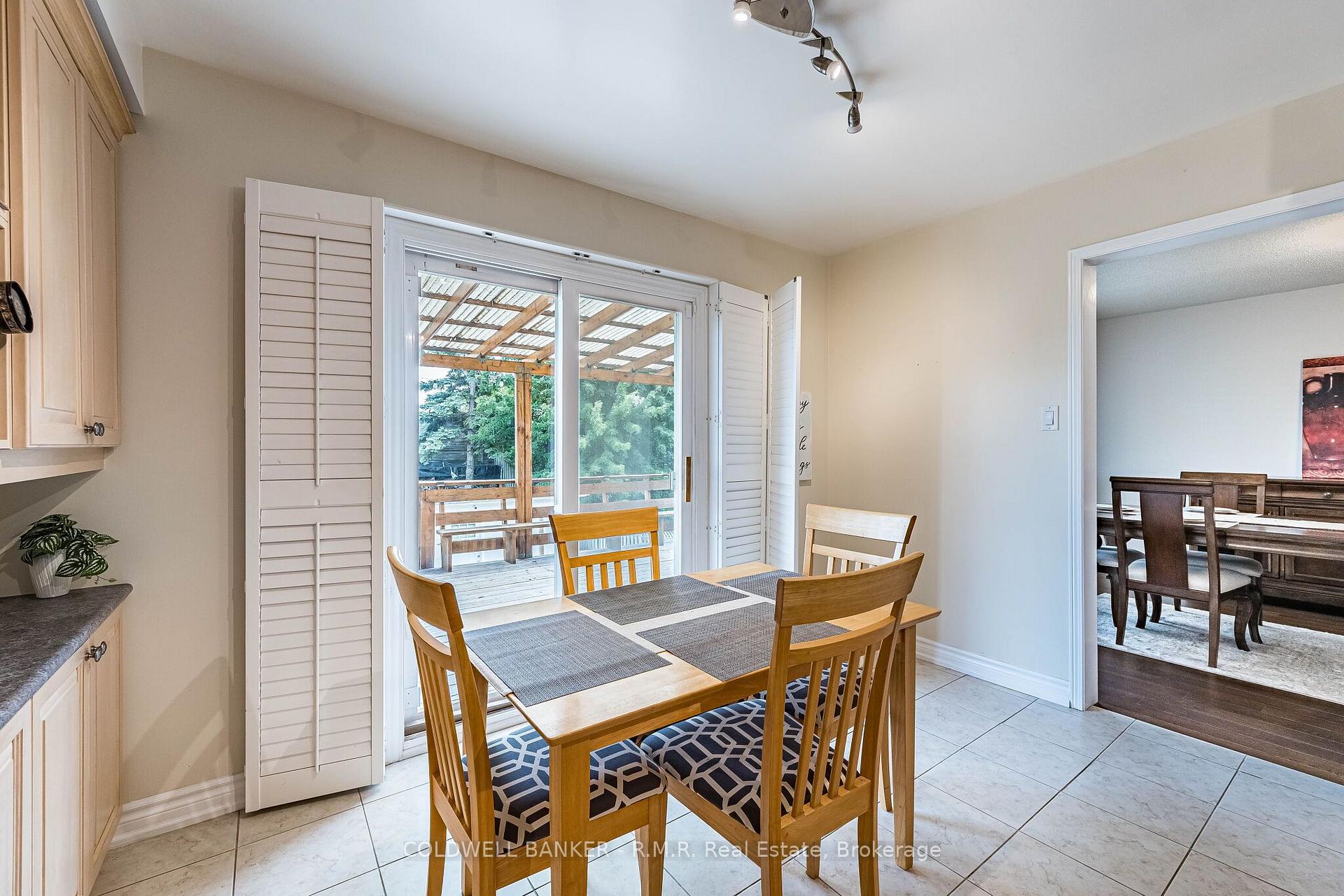 Photo 10 of 292 Ukraine Road, Mississauga, Fairview — HOMEH