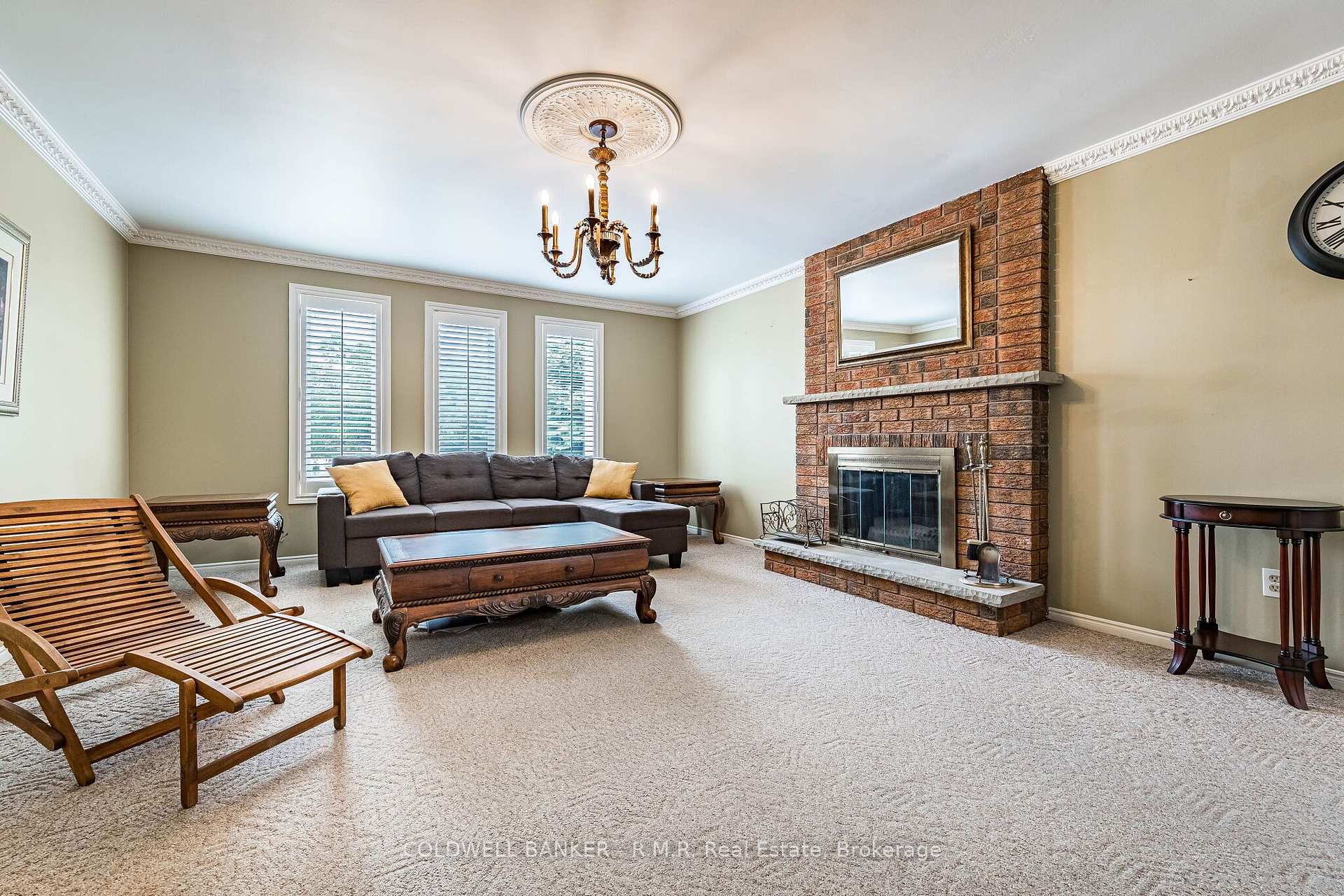 Photo 17 of 292 Ukraine Road, Mississauga, Fairview — HOMEH