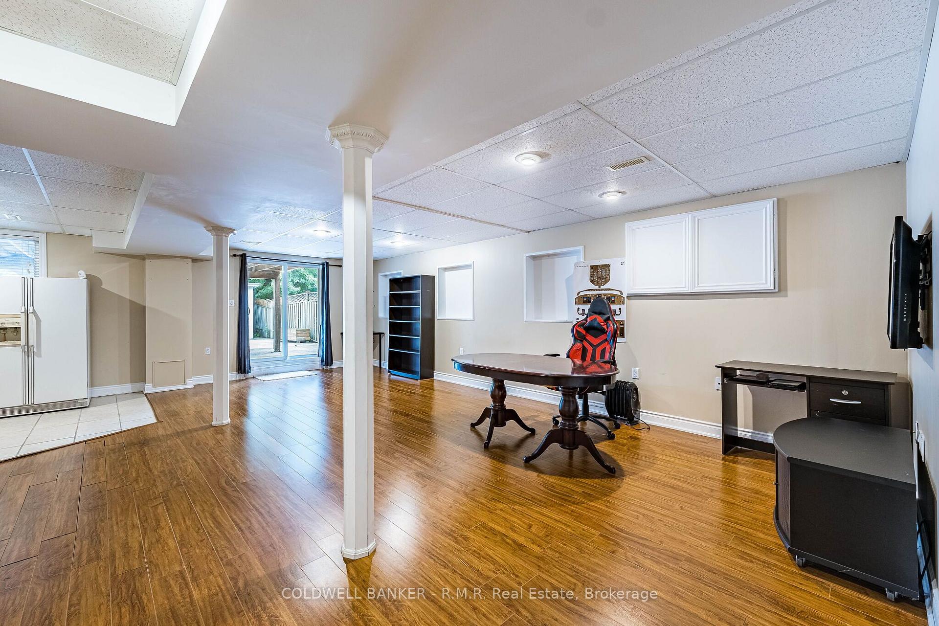 Photo 29 of 292 Ukraine Road, Mississauga, Fairview — HOMEH