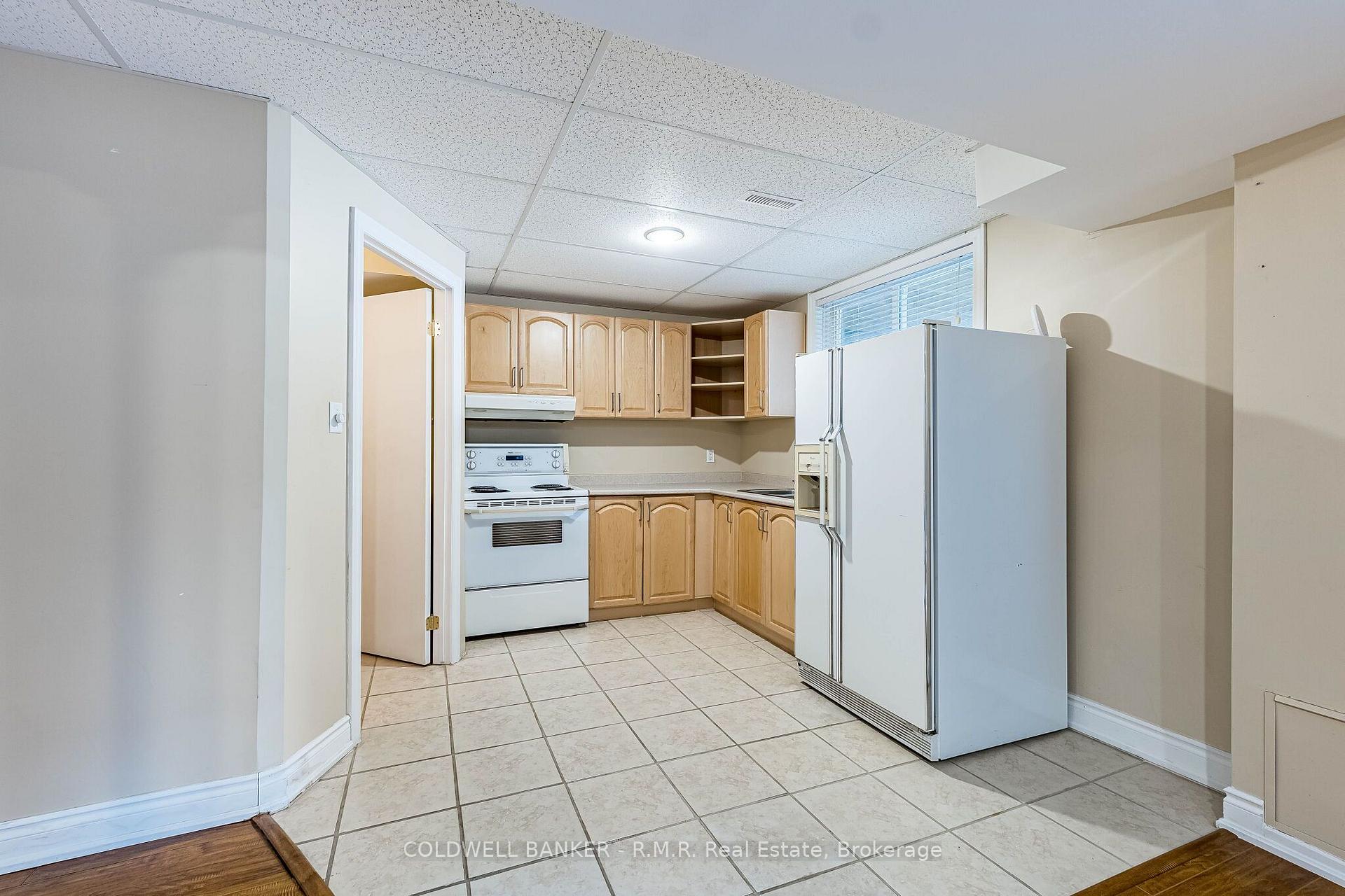 Photo 31 of 292 Ukraine Road, Mississauga, Fairview — HOMEH