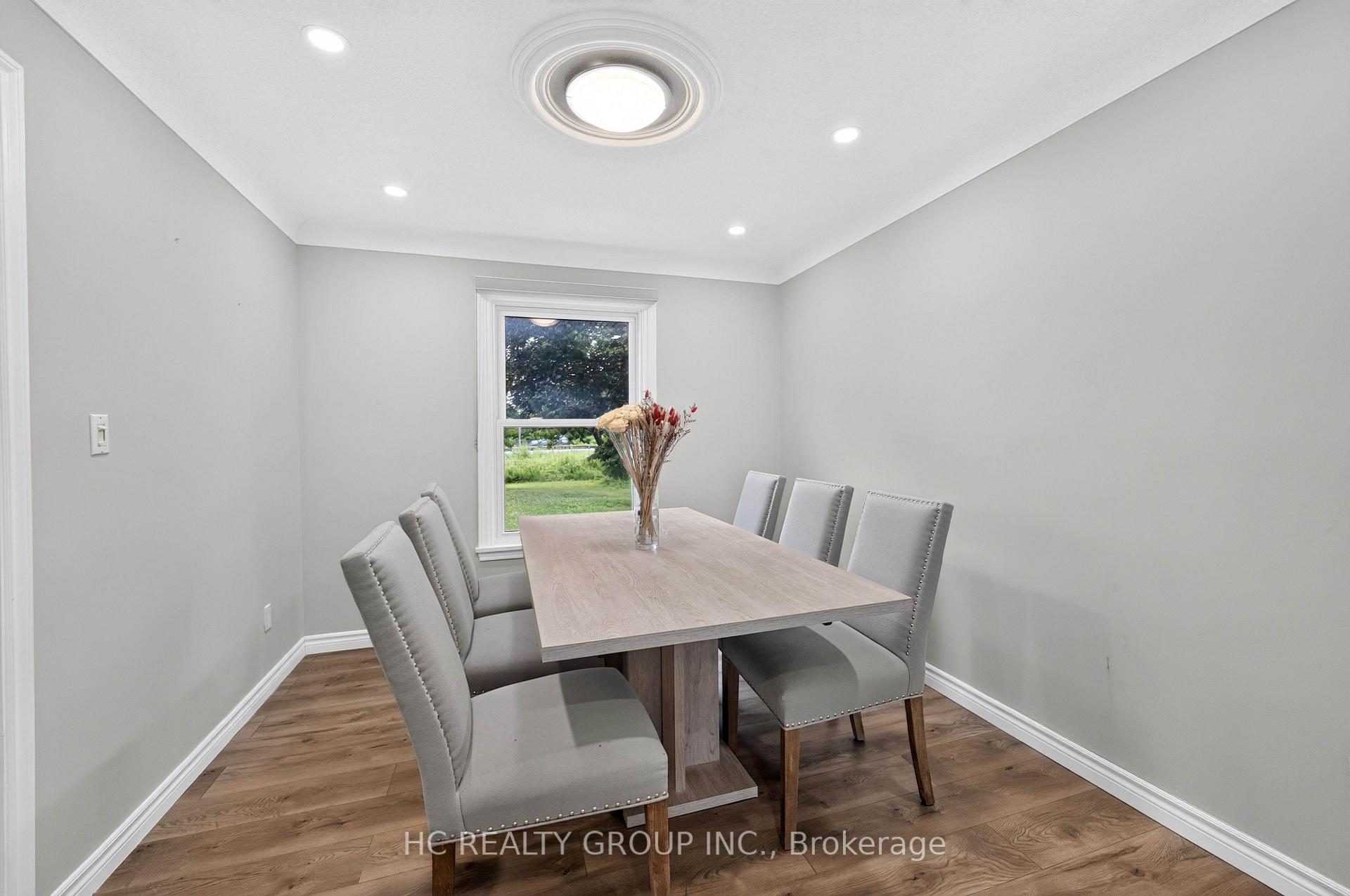 Photo 9 of 22 Fireside Drive, Hamilton, Freelton — HOMEH