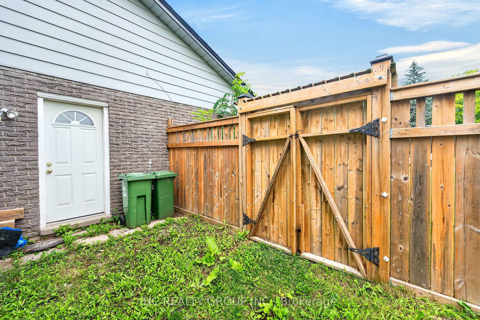 Photo 35 of 22 Fireside Drive, Hamilton, Freelton — HOMEH