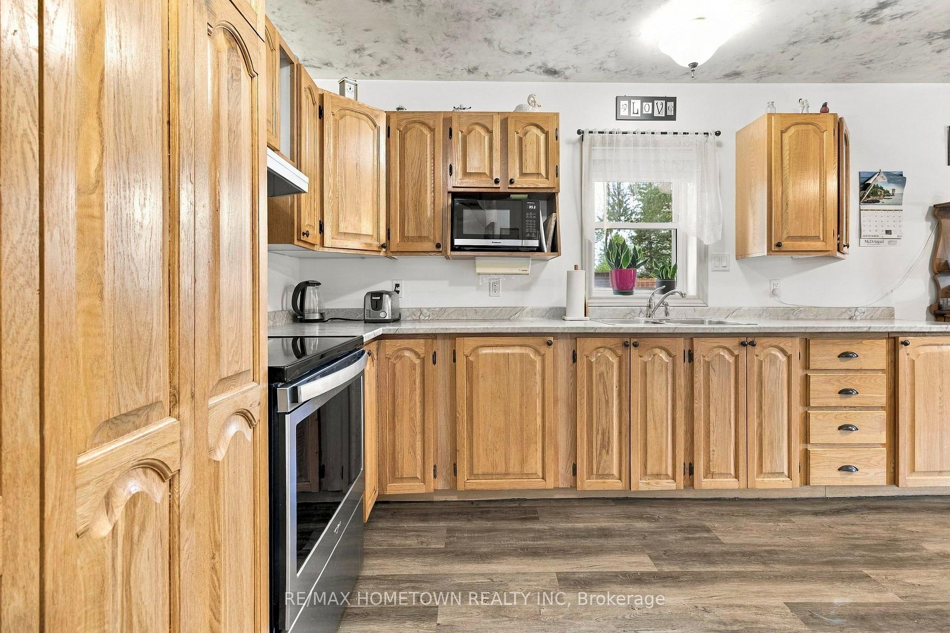 Photo 4 of 8 Brouse Drive E, South Dundas, Iroquois — HOMEH