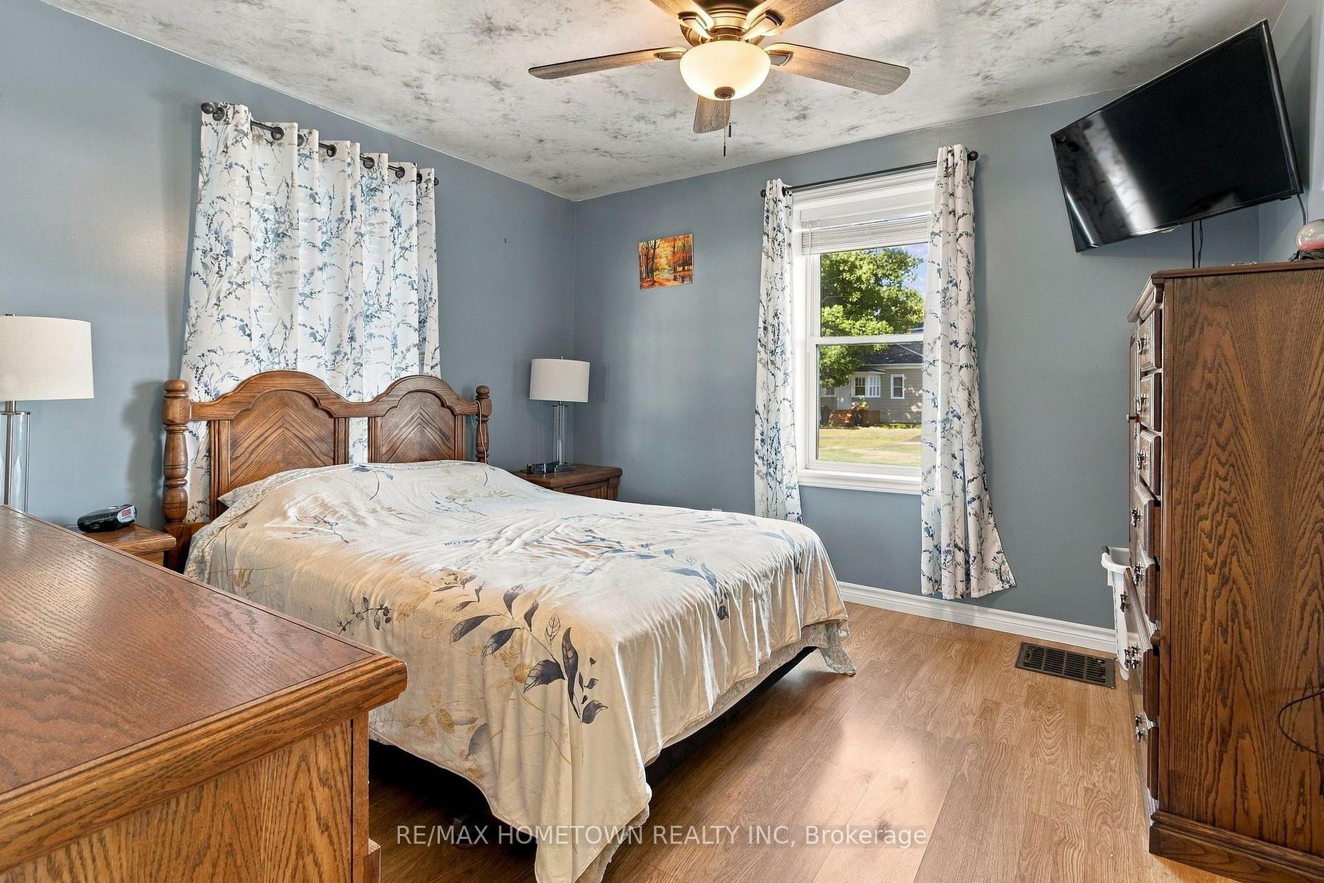 Photo 8 of 8 Brouse Drive E, South Dundas, Iroquois — HOMEH