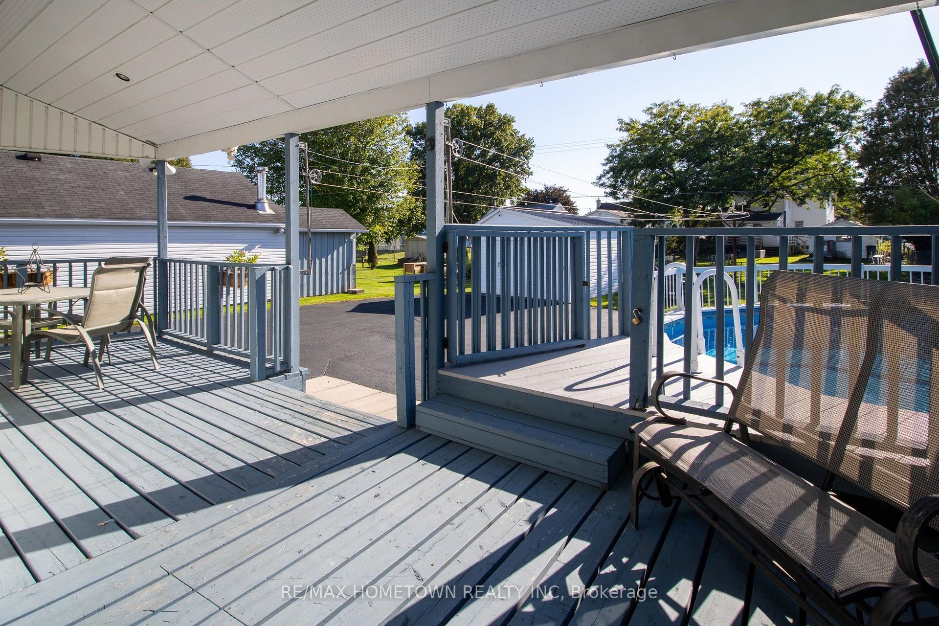 Photo 38 of 8 Brouse Drive E, South Dundas, Iroquois — HOMEH
