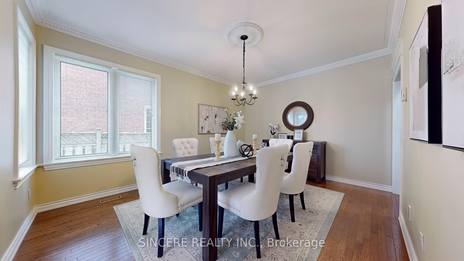 Photo 8 of 76 Braeside Square, Markham, Unionville — HOMEH
