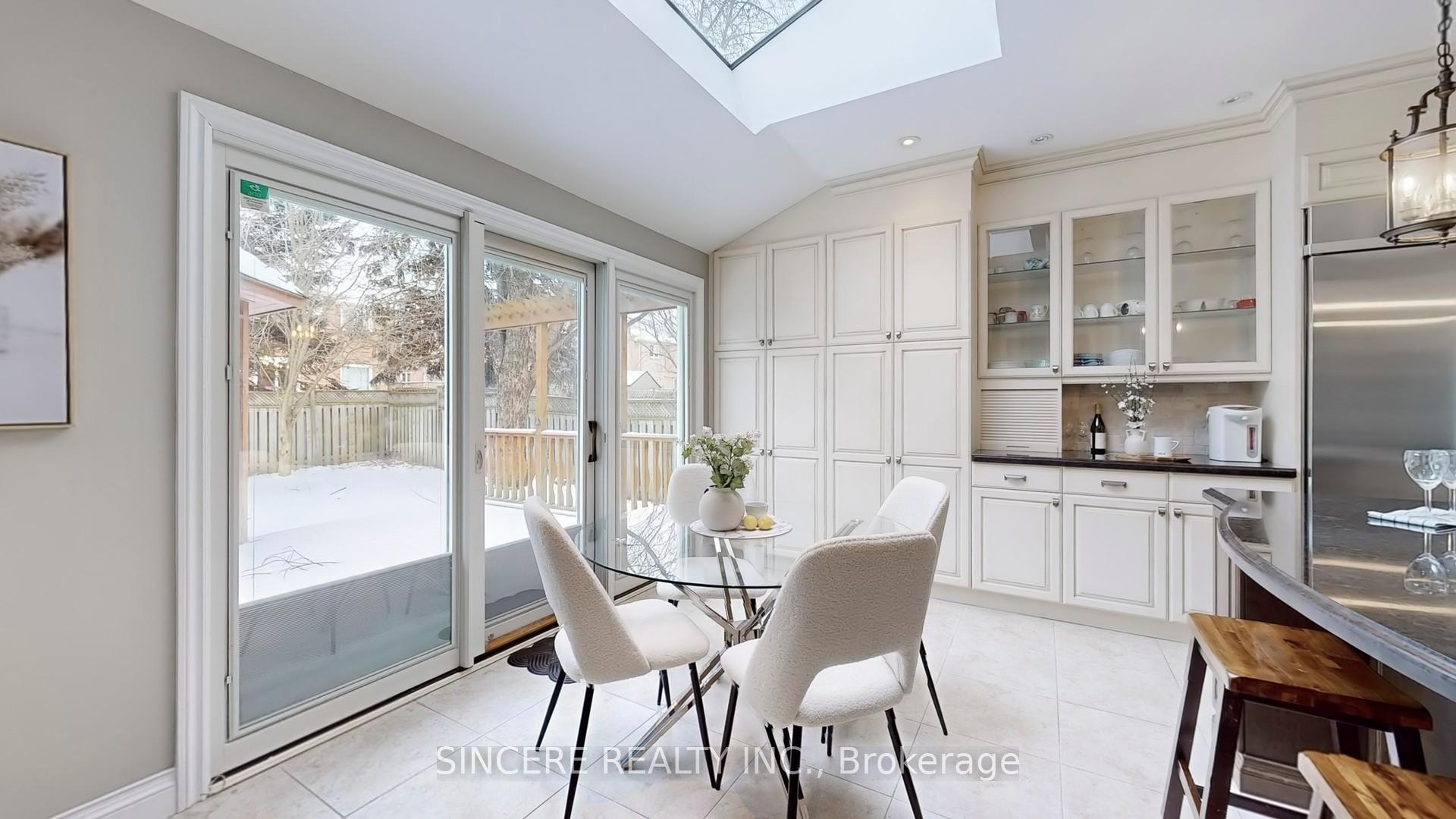 Photo 16 of 76 Braeside Square, Markham, Unionville — HOMEH