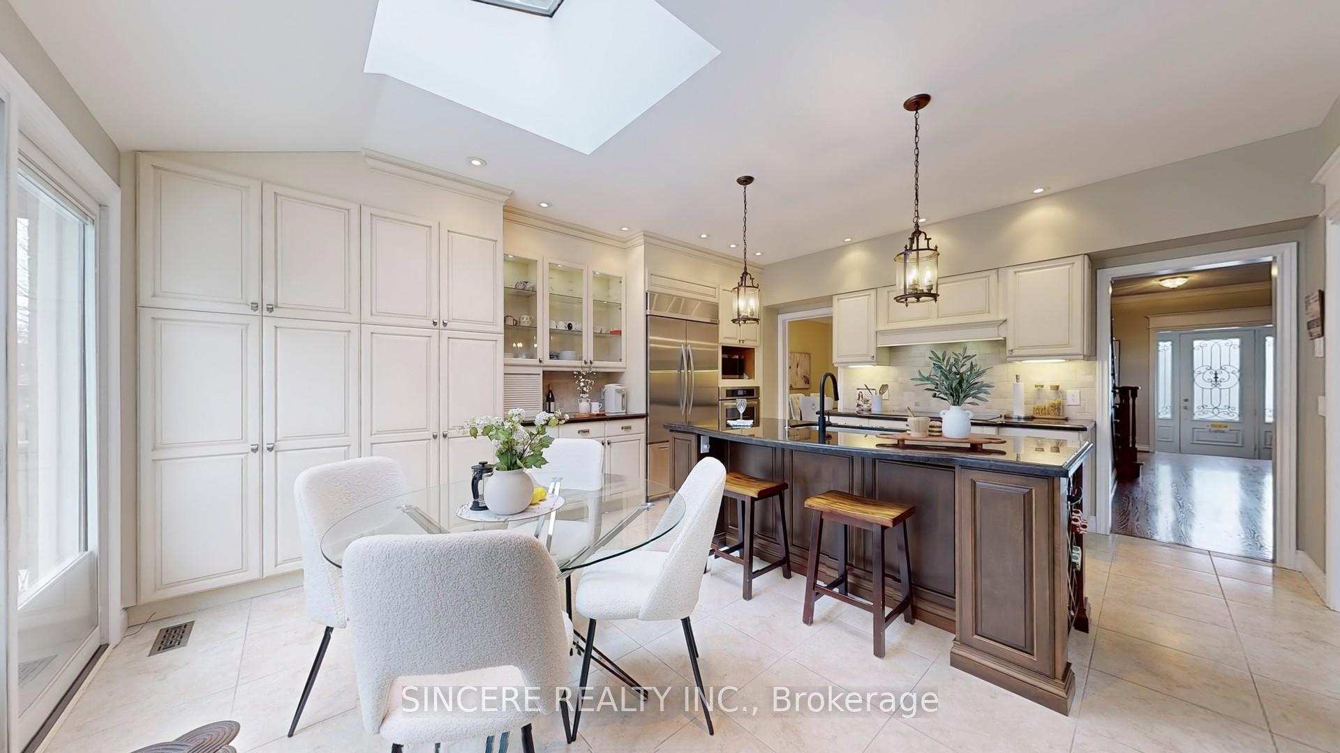 Photo 17 of 76 Braeside Square, Markham, Unionville — HOMEH