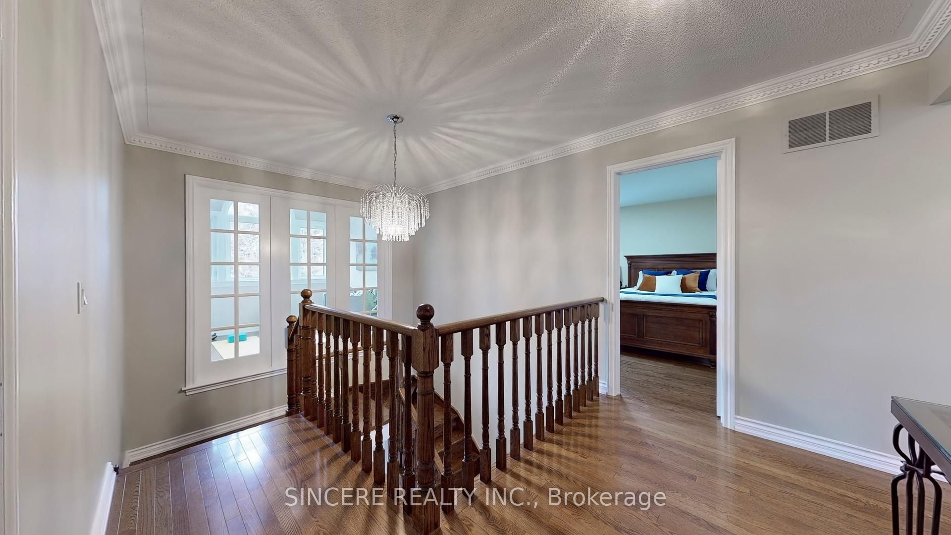 Photo 26 of 76 Braeside Square, Markham, Unionville — HOMEH
